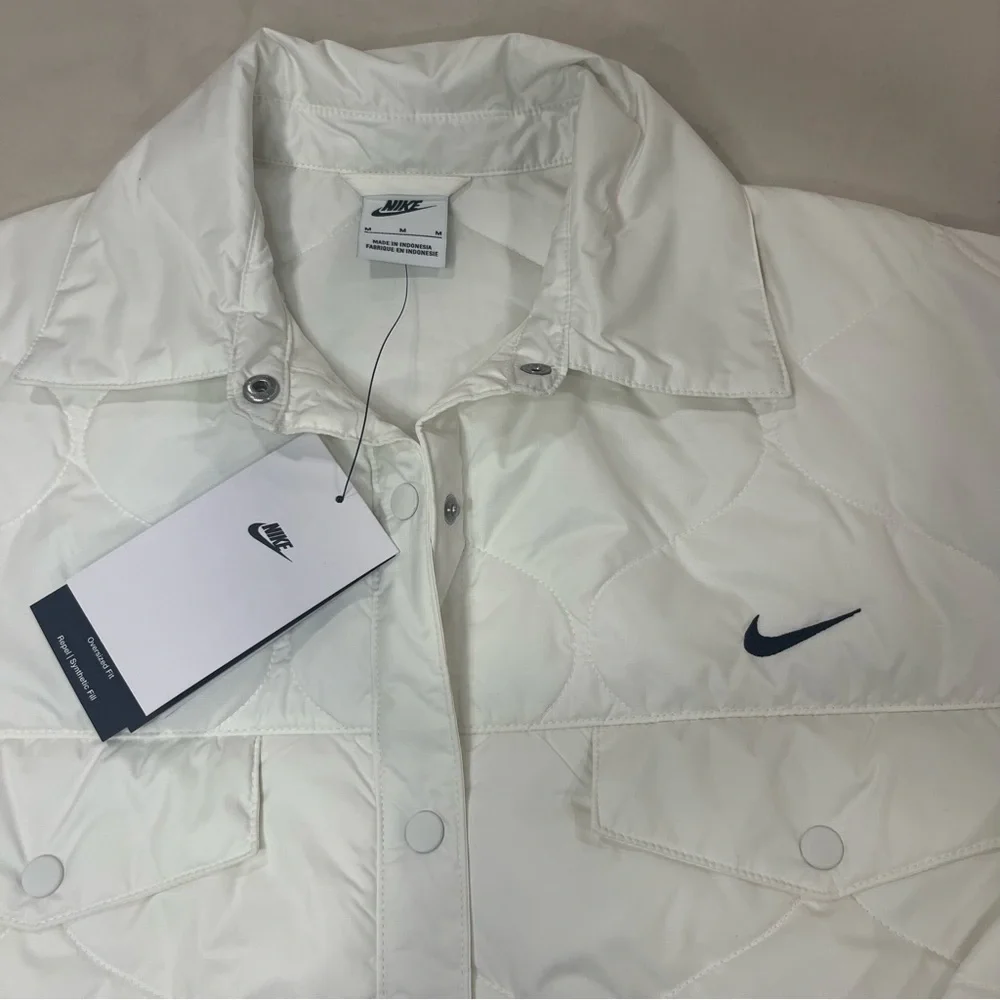 Nike Sportswear Essential Women's Quilted Trench